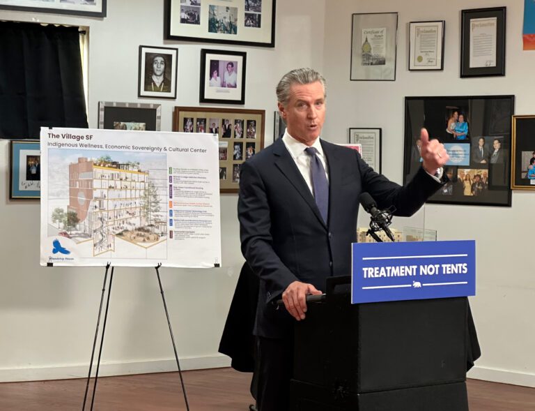 紐森將無家可歸責任推給地方政府｜社評摘要