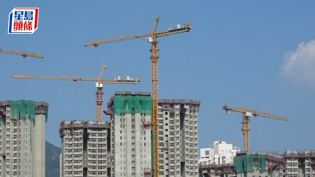 勞工處加強巡查天秤地盤 引入無人機遙距監察提升吊運安全