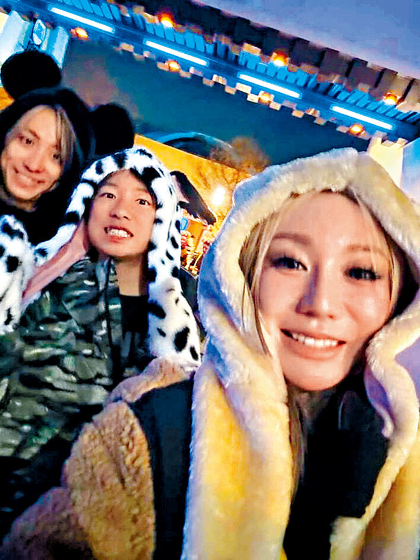 倖田於2011年跟與搖滾樂隊BACK-ON主音KENJI03閃婚，翌年誕下兒子。