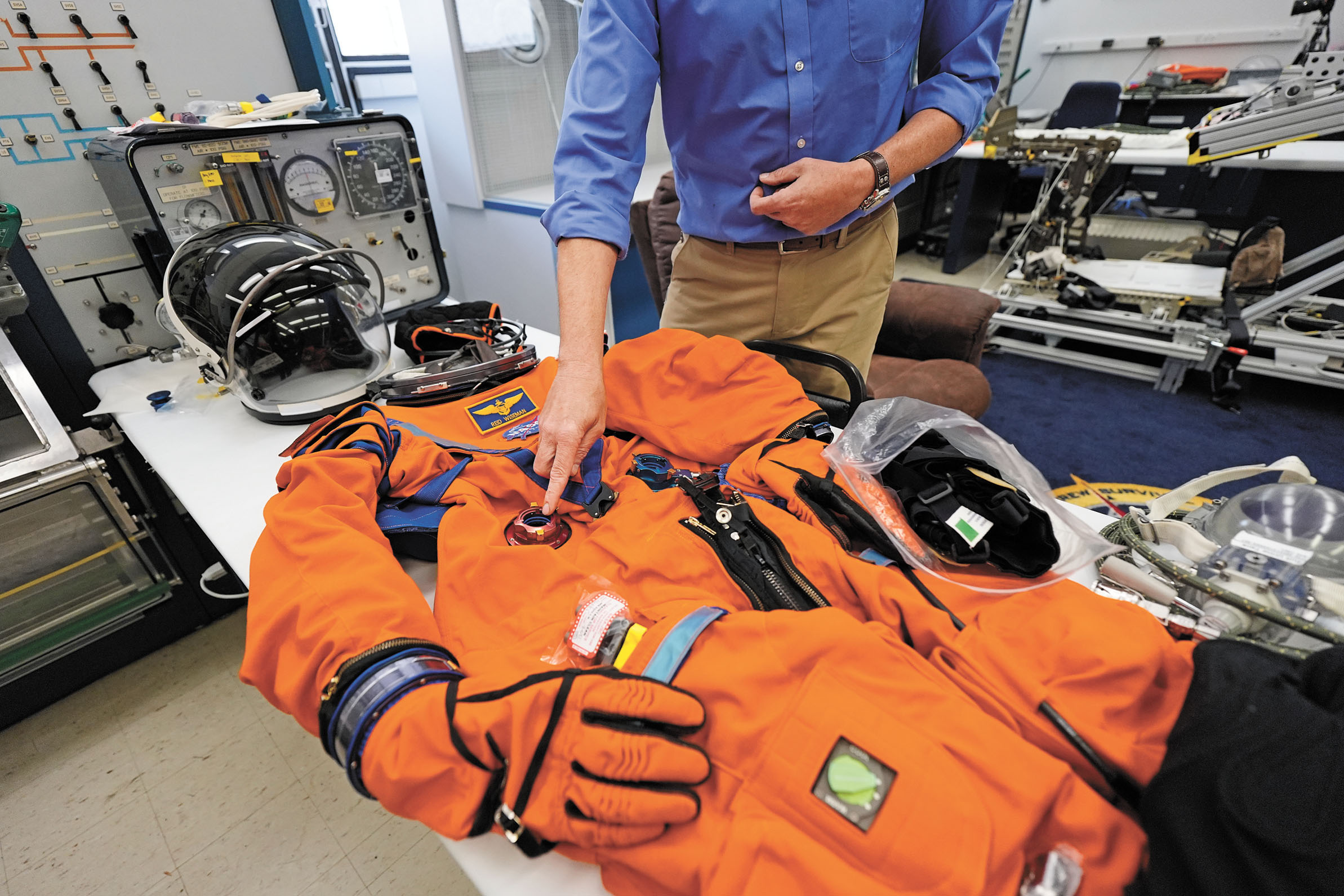 為了此次任務，NASA特別設計了新太空服。資料圖片