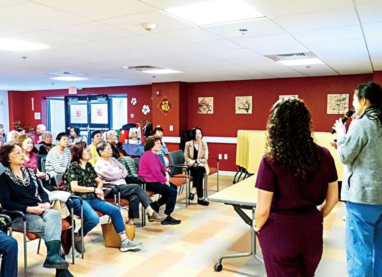 耆英會皮膚保健講座現場。 主辦方提供