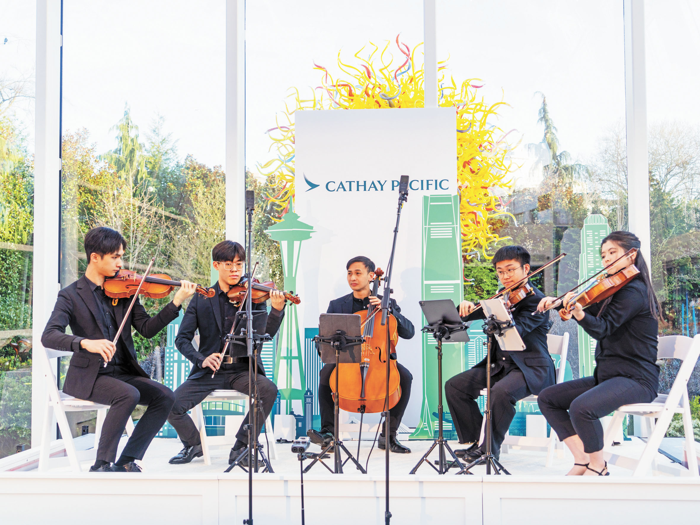 香港演藝學院Nexus室樂團為晚宴帶來音樂演出。記者唐曉蘋攝