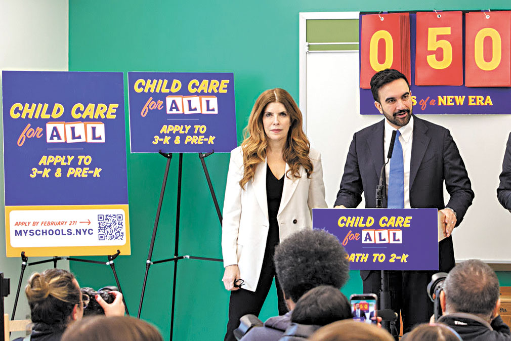 市長及市議長不久前為免費幼兒服務共同宣傳。照片由市議長辦公室提供