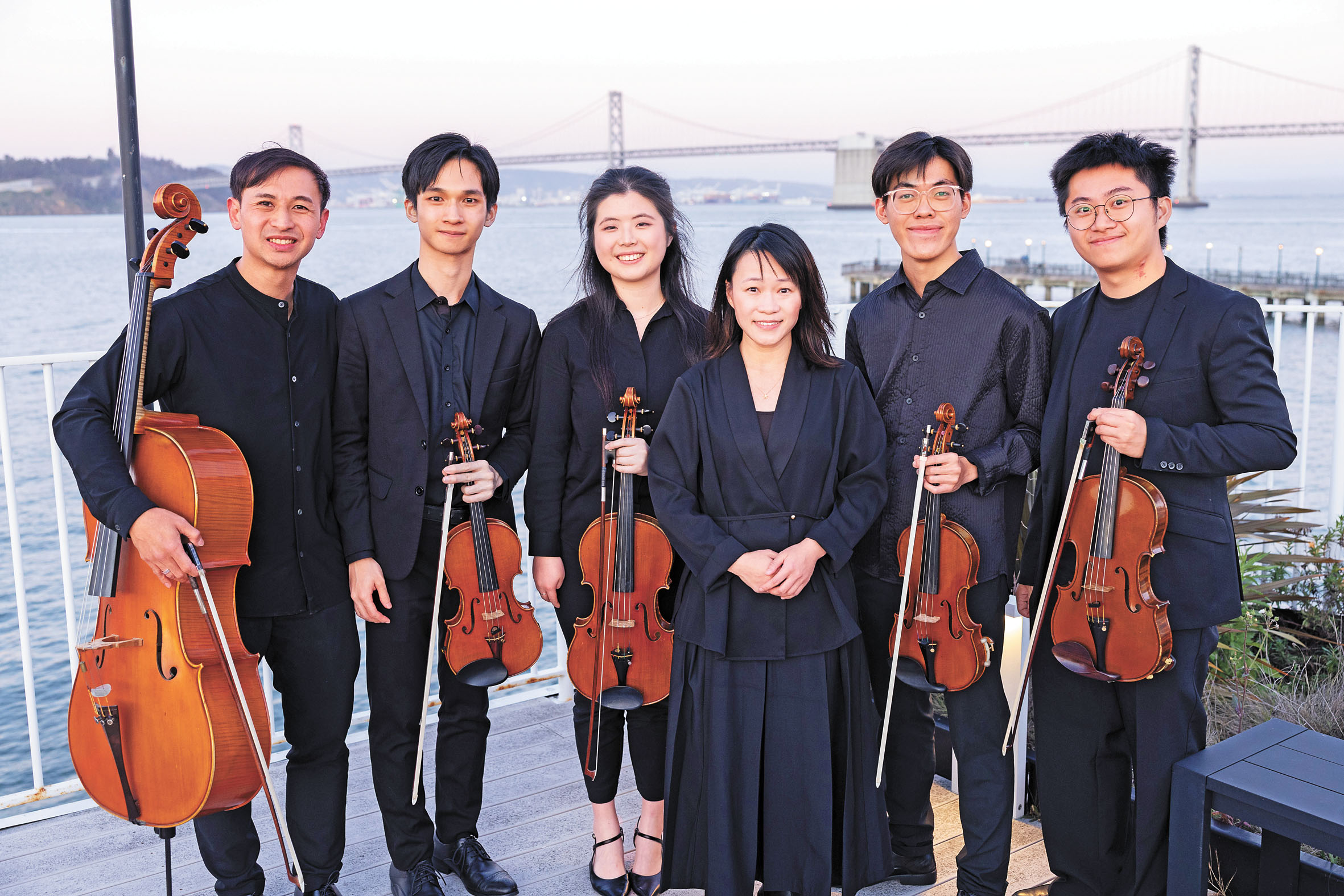 出席昨晚演出的Nexus室樂團成員。經貿辦提供