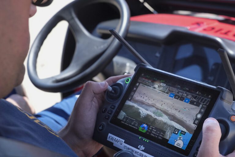 士德頓警方增設無人機 居民憂與ICE共享資料｜細說燊語