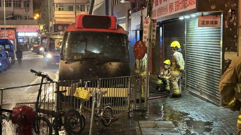 牛頭角小巴凌晨起火傳爆炸聲 消防迅速撲熄無人受傷