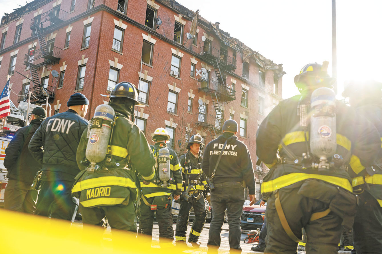 市消防局每年處理的緊急求助電話較疫情前增加約70萬宗，但部門預算過去5年停滯不前。Karsten Moran/紐約時報