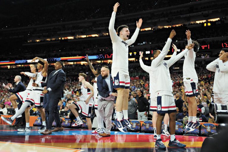 康涅狄格球員開心慶祝。路透社