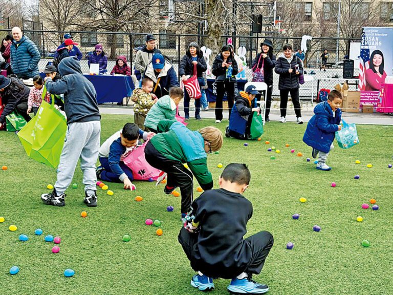 3日的活動為小朋友們派發了兩千個彩蛋。 張之銘攝