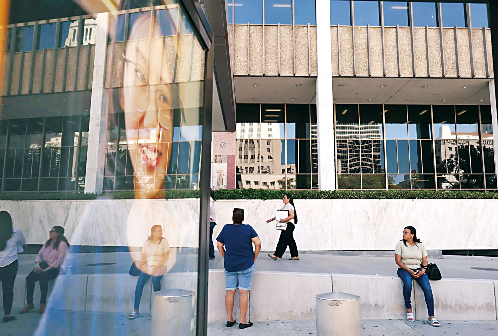洛杉磯市中心的聯邦大樓。洛杉磯時報