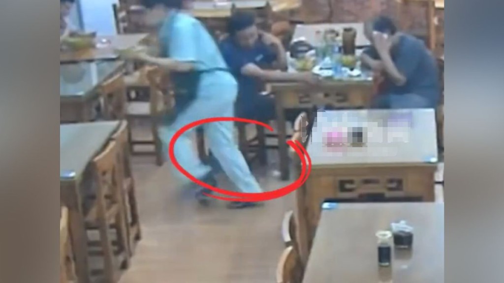 中山麵館熟客伸腳絆倒侍應 老闆指其曾有騷擾行為