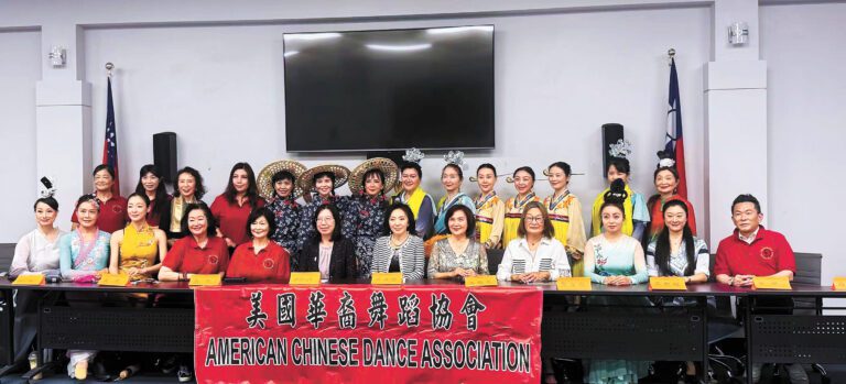 中華舞篇媒體發佈會大合照。 記者陸新攝