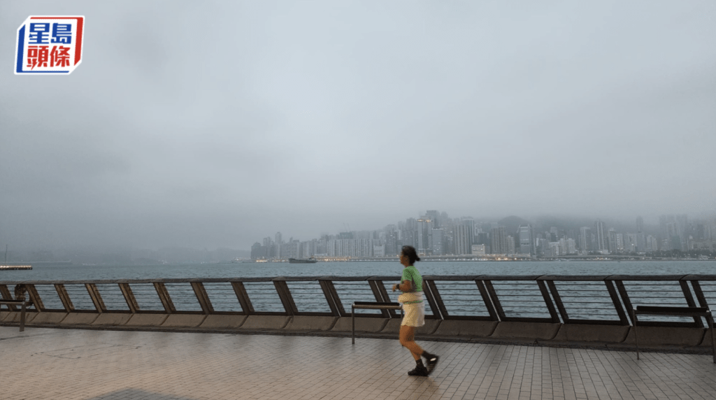 天文台：今日有幾陣雨 部分地區能見度較低 日間最高約24度