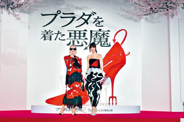 梅麗史翠普與安妮夏菲維前日在東京出席新片首映，亦是二人首次在當地合體宣傳。