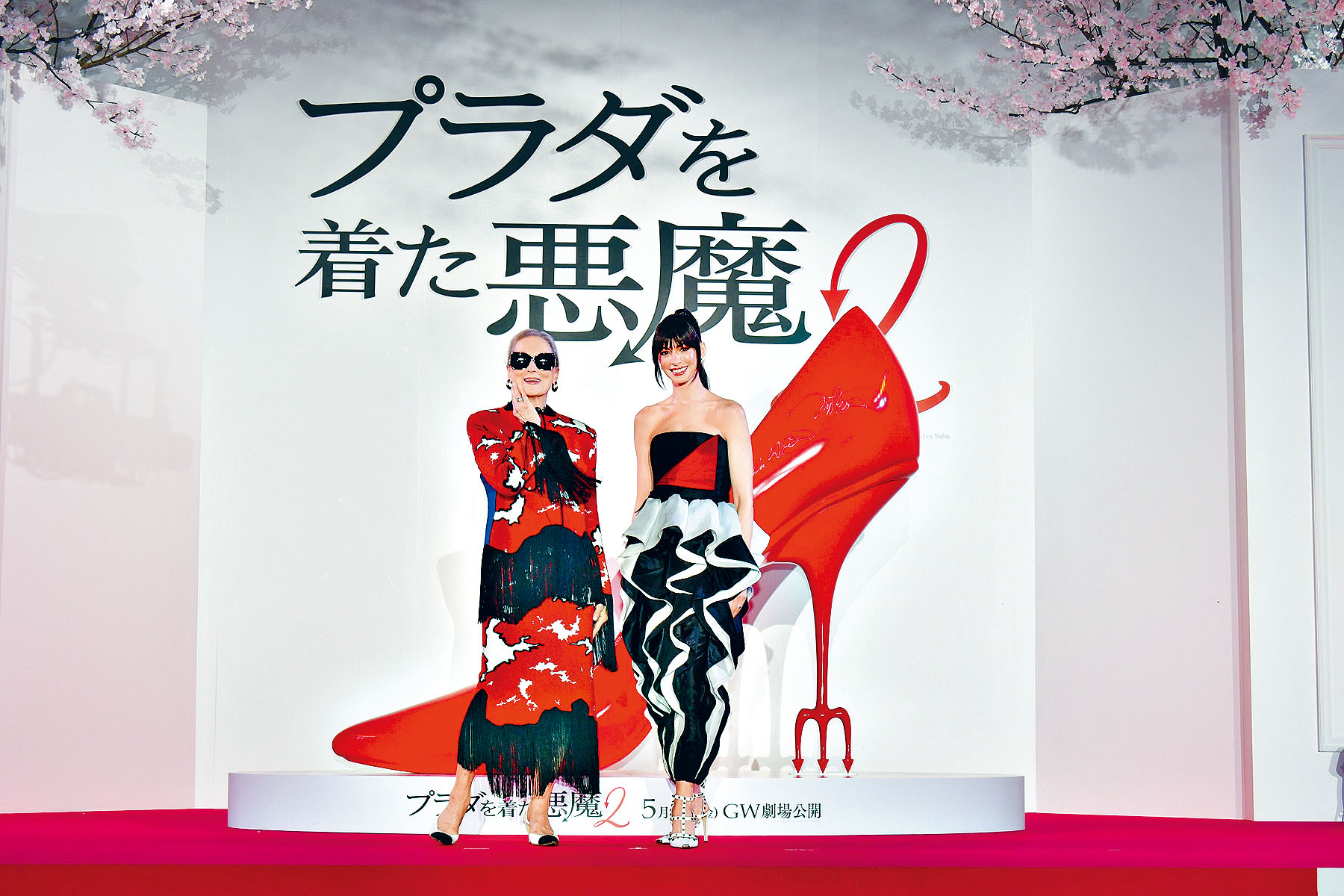 梅麗史翠普與安妮夏菲維前日在東京出席新片首映，亦是二人首次在當地合體宣傳。