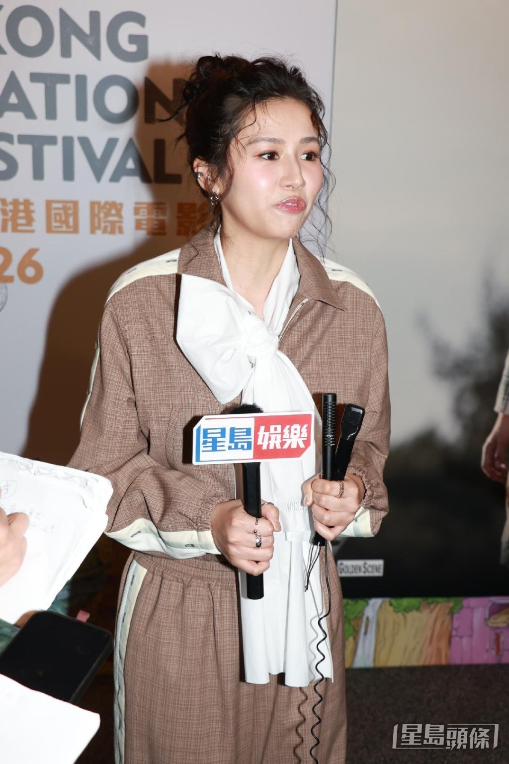 若公司要求她交出社交帳號密碼,楊偲泳堅決說:「梗係唔制啦。」