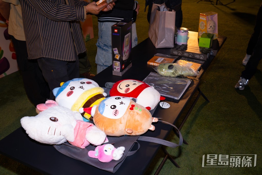 現場設有禮品贈送。