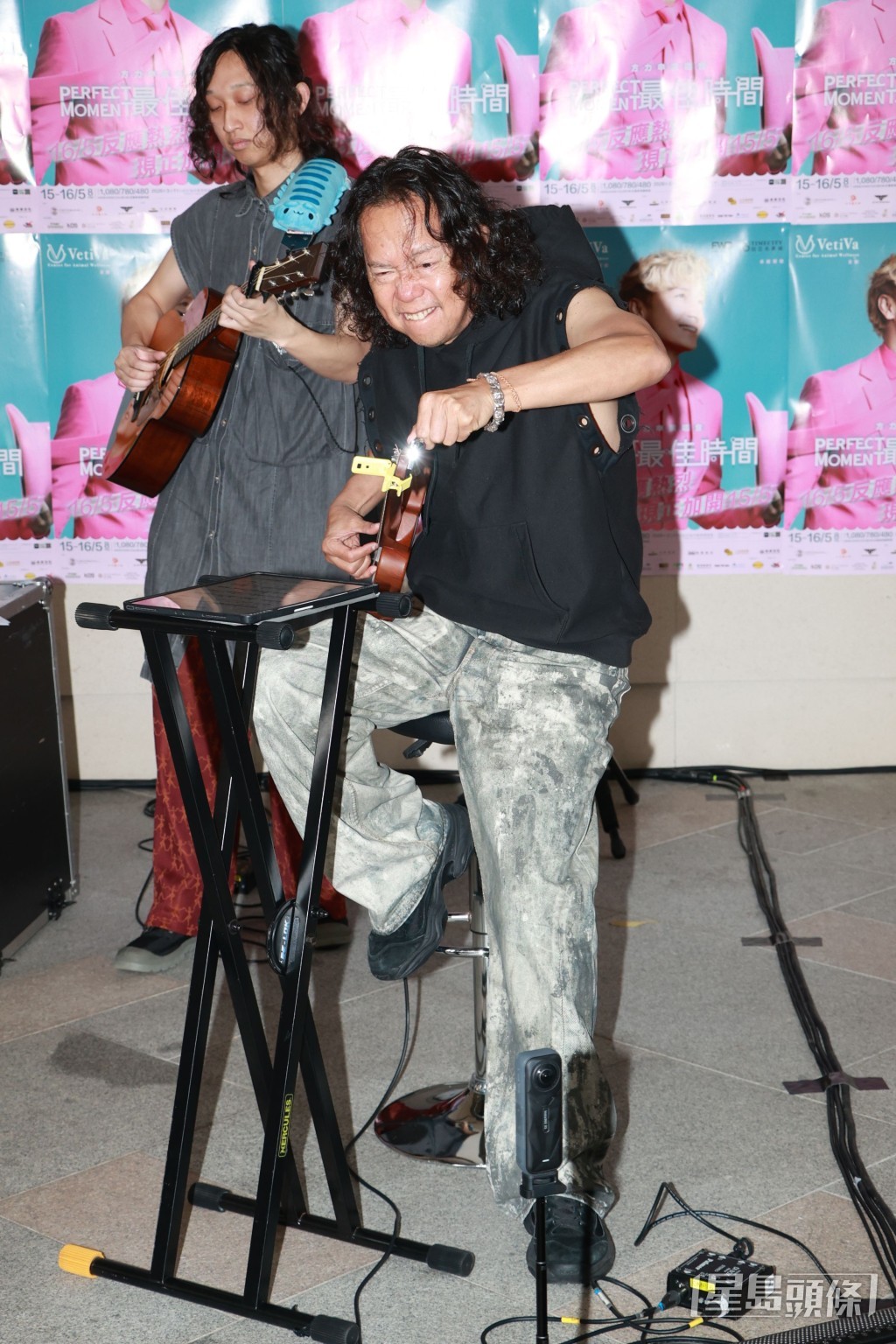 方力申請來鄧建明（Joey）為演出助陣。