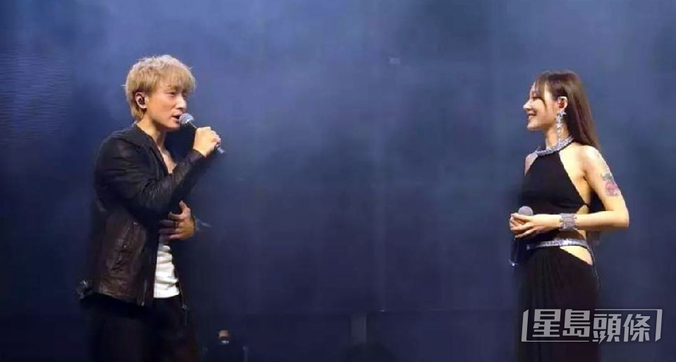 早前在佛山登台時，方力申曾與34歲的「高仿鄧麗欣」楊斯捷合唱《好心好報》。
