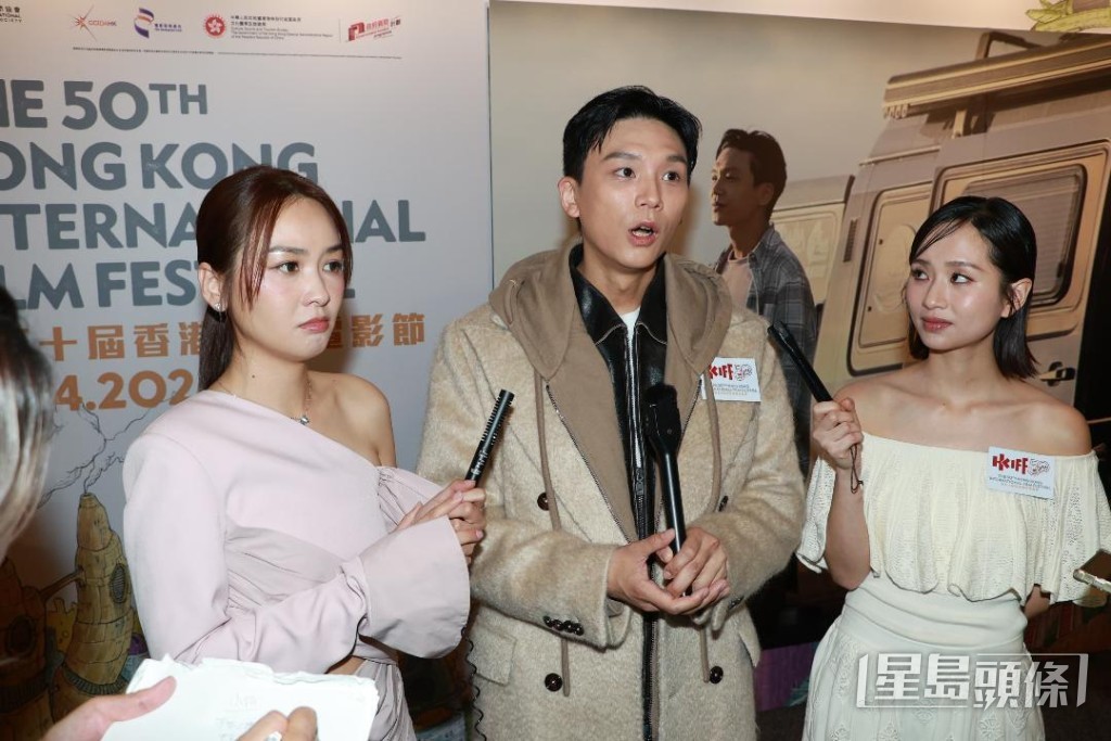 張紋嘉、盧鎮業與梁雍婷在戲中上演純情的親熱戲碼。