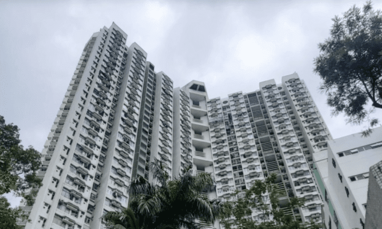 屯門良景邨發生墮樓事件 男子重傷送院