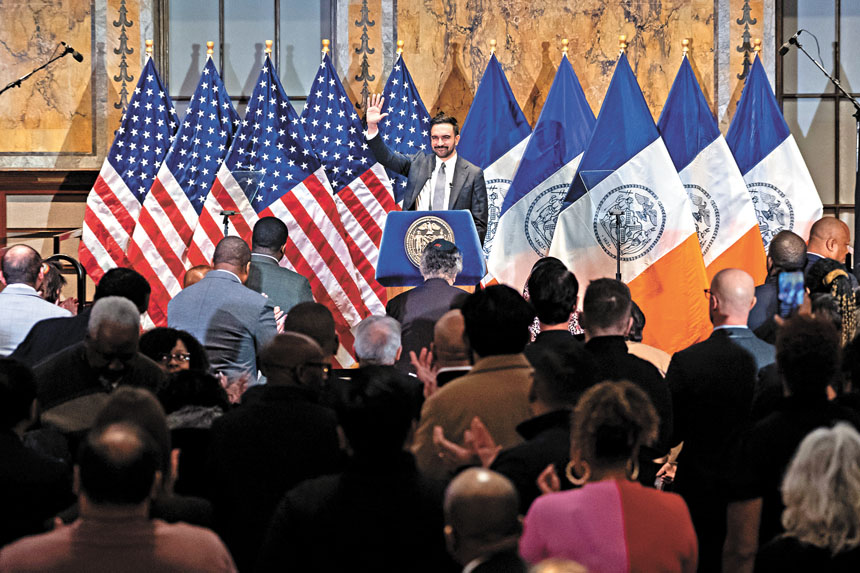 馬姆達尼獲得一份算是不俗的百日成績表。 Adam Gray/紐約時報