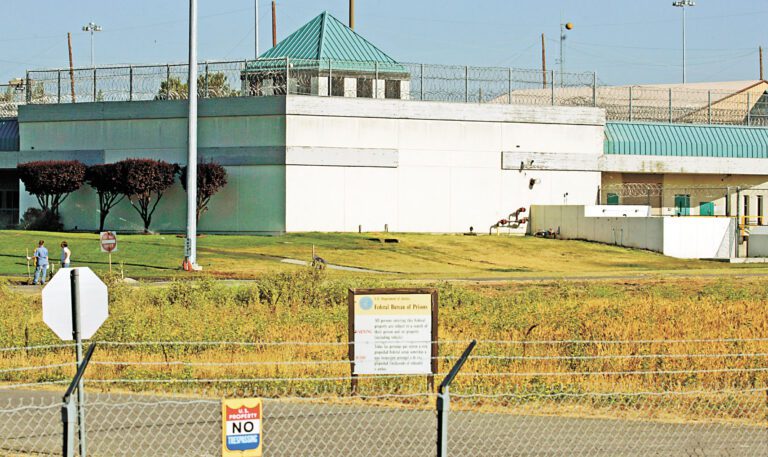 東灣都柏林聯邦懲教所資料圖。美聯社資料圖