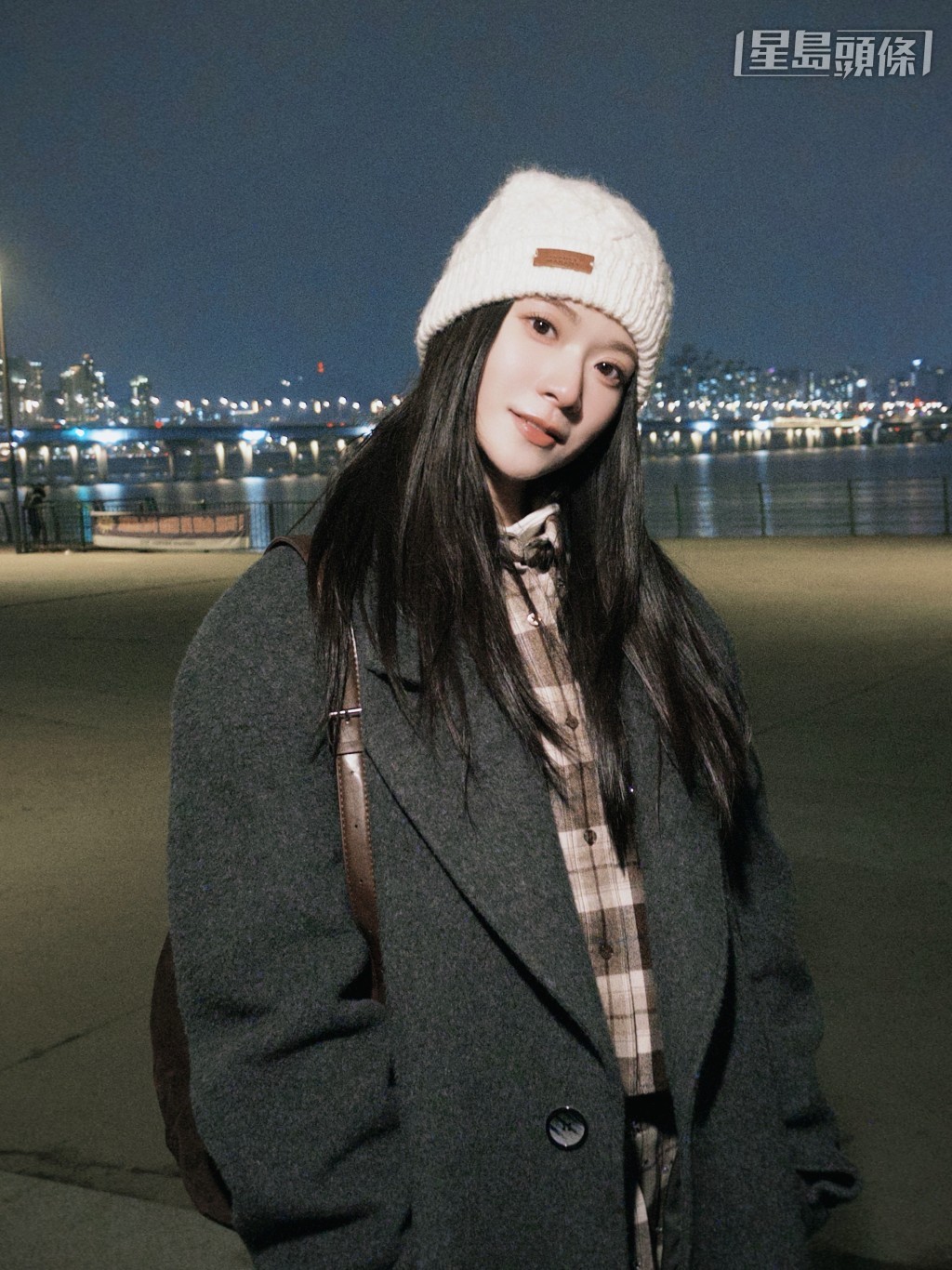 雲浩影這次嘗試了極小規模的拍攝團隊。