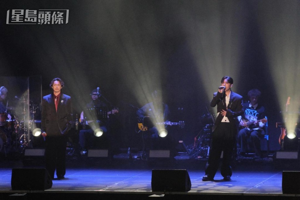 呂爵安（Edan）驚喜現身，與張繼聰合唱。