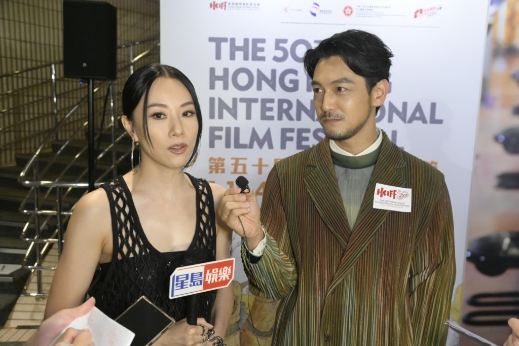 對於會否邀請鄧麗欣任個唱嘉賓，方力申稱「要問太太先」，Stephy則回應「等他問完太太先」。