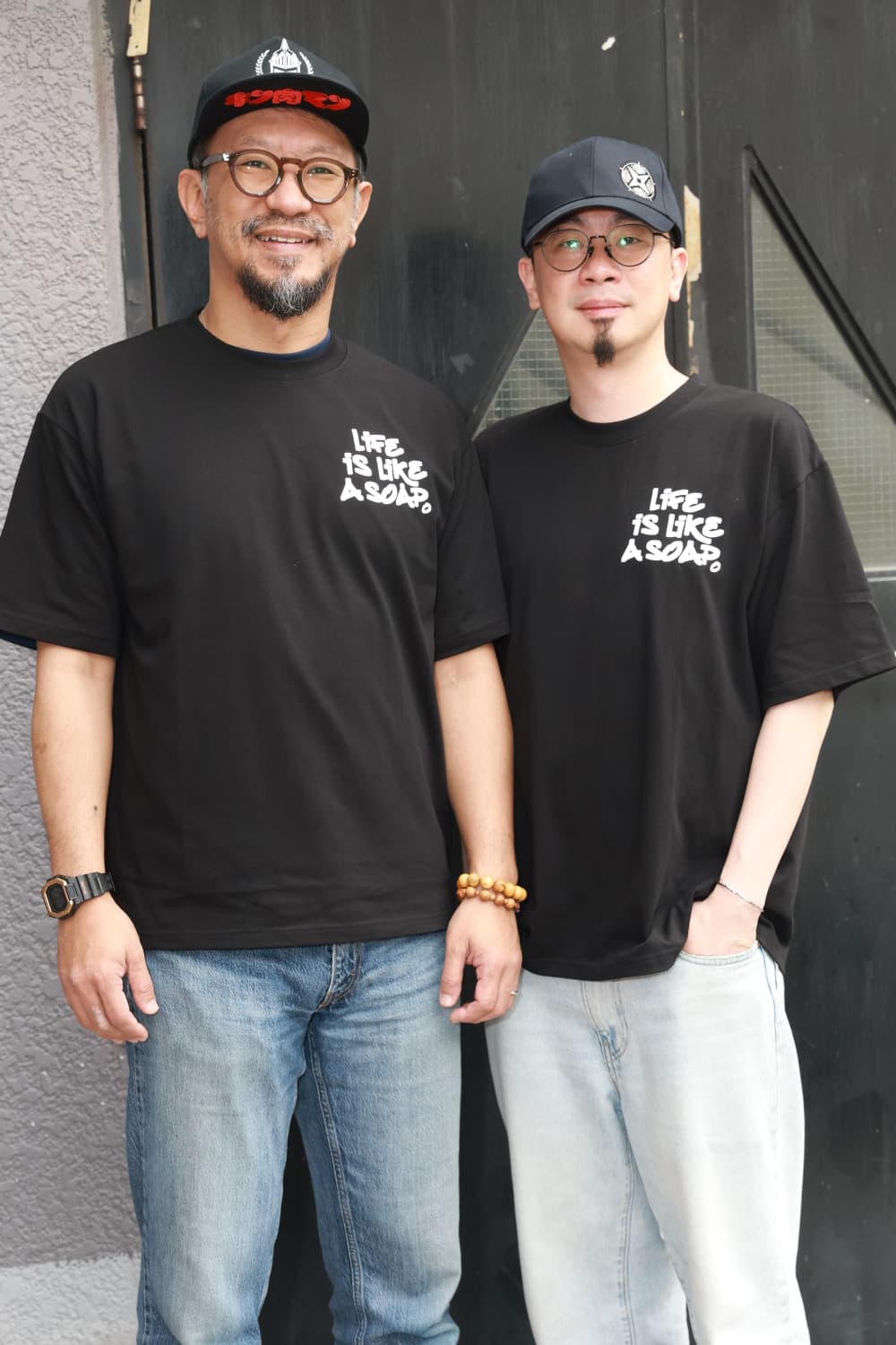 《三一萬能合》由朱栢謙與張志敏聯合執導,張志敏同時兼任主演。