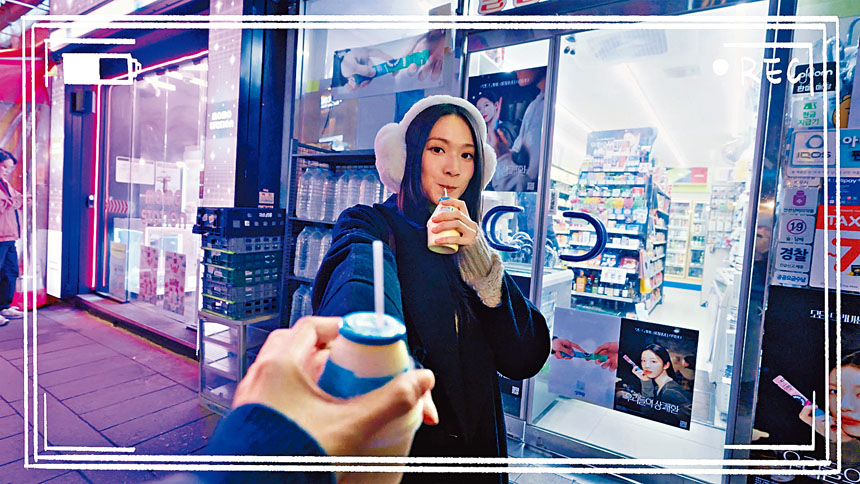 ■女導演出「手」客串Cloud的MV「男主角」。