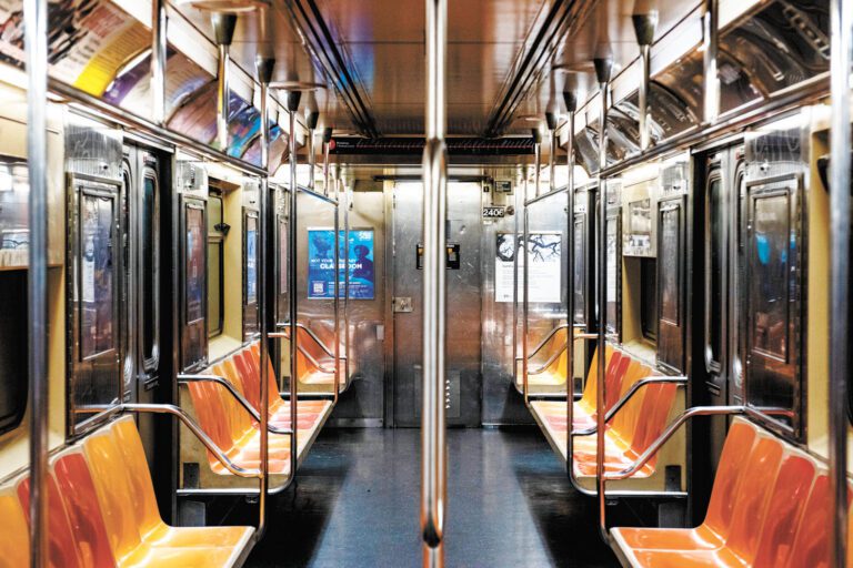 MTA疫情前曾定期在網上公布巴士或地鐵車廂的床蝨事件。 Johnny Milano/紐約時報