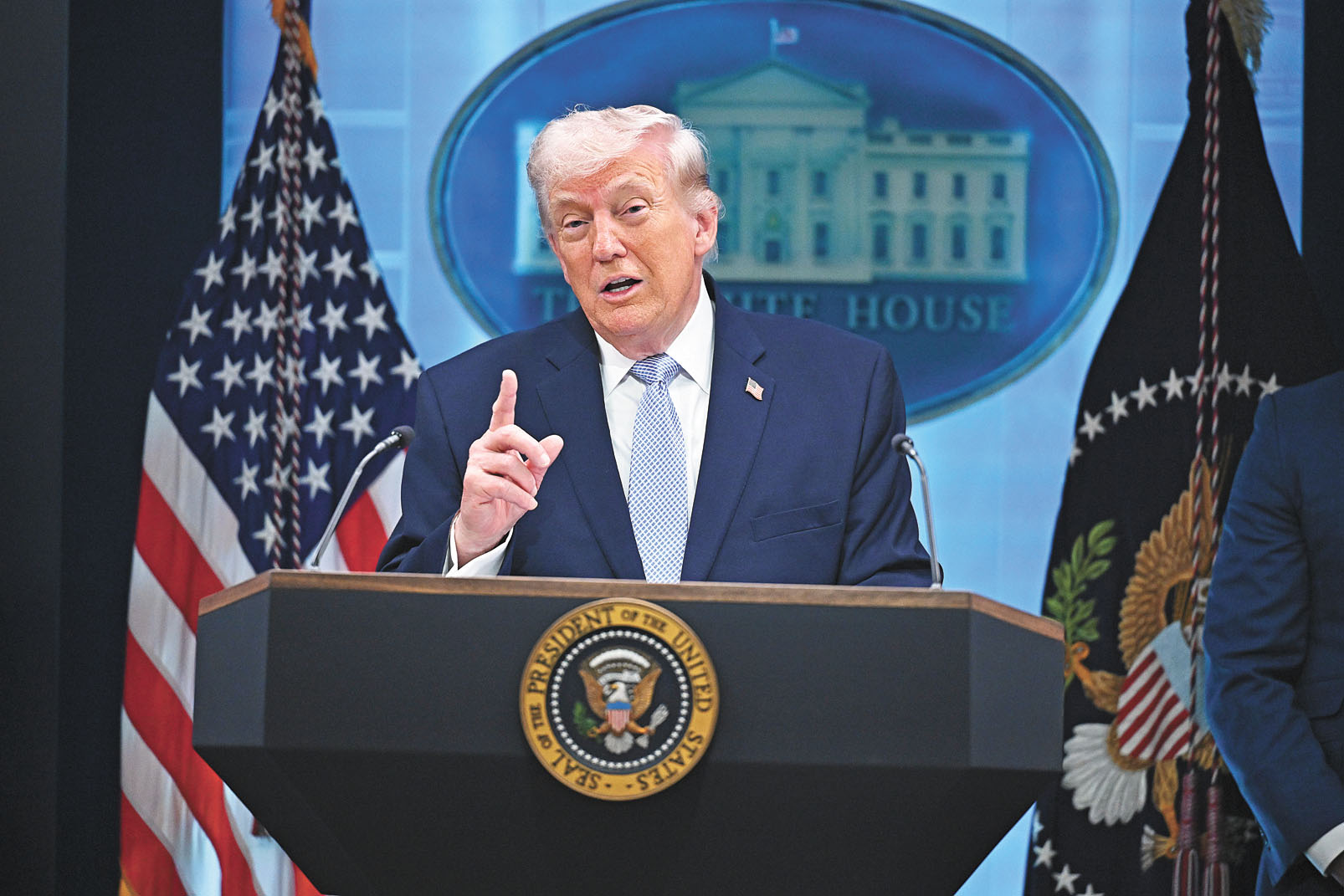 特朗普政府以紐約市性別認同政策違反聯邦民權法為由，停止了數千萬元資助。 Kenny Holston/紐約時報