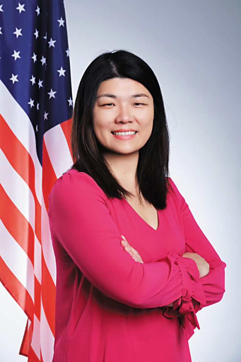 莊文怡8日稱市樓宇局回應她與寇頓對布碌崙86街2501號質詢。莊文怡競選辦公室提供