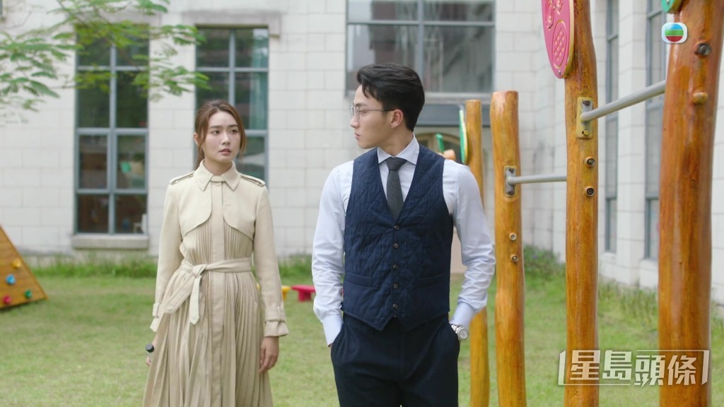 周嘉洛一改過往玩味形象，飾演正經冷酷的「野心精英男」。