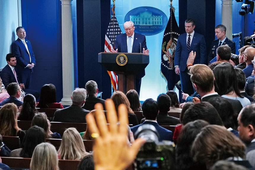 總統特朗普6日在白宮記者會上發言。美聯社