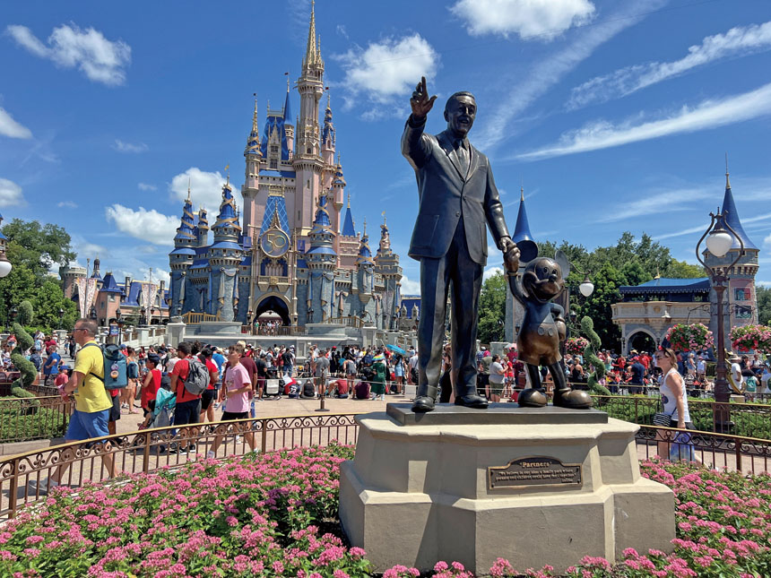 迪士尼目前面臨多重挑戰，公司計劃在未來幾周內大規模裁員多達1000人，且集中在市場營銷部門。路透社資料圖片