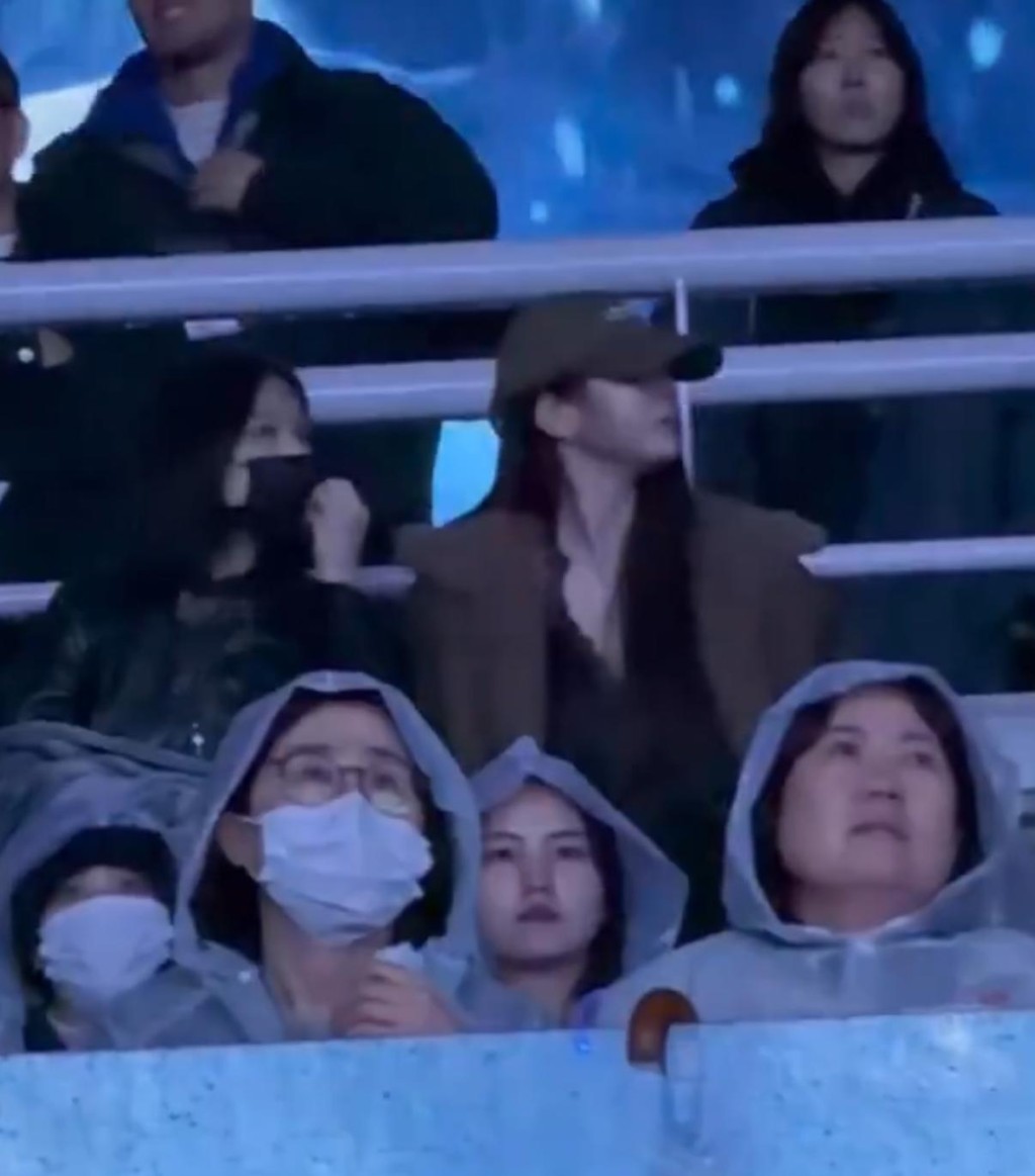 IVE成員張員瑛亦是昨晚演唱會的座上客。