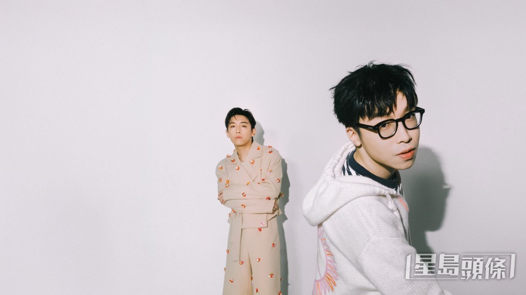 Gordon Flanders與MC張天賦聯同丹麥製作人Peter Wallevik及Daniel Davidsen共同創作新歌。