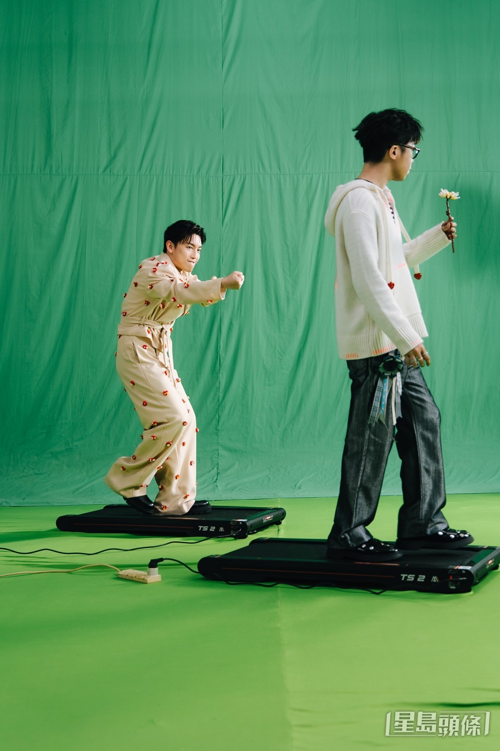 《可以不可以》是Gordon Flanders首張個人大碟的主打歌曲。