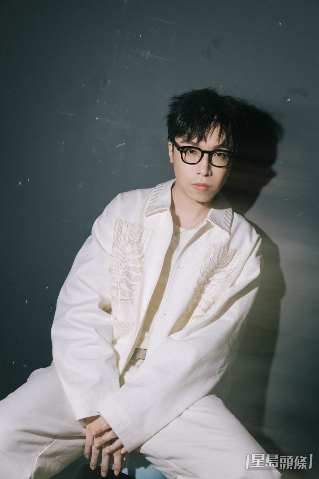 Gordon Flanders一直希望擁有一首男男對唱的作品。