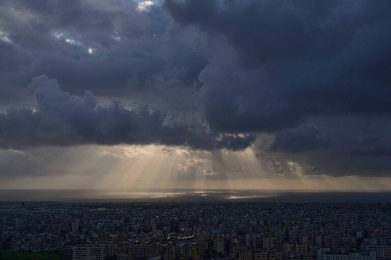 伊朗為美伊談判設下兩大前提：黎巴嫩停火與解凍資產