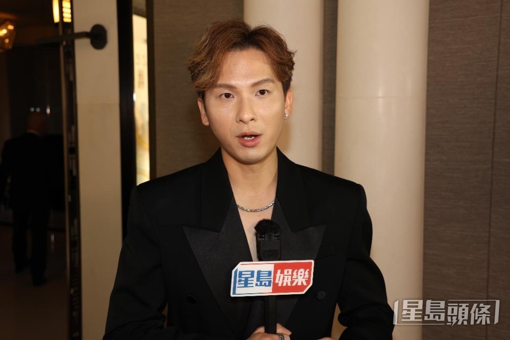 他將於下月16日的廣州個唱上,演繹陪伴自己成長的廣東K歌。