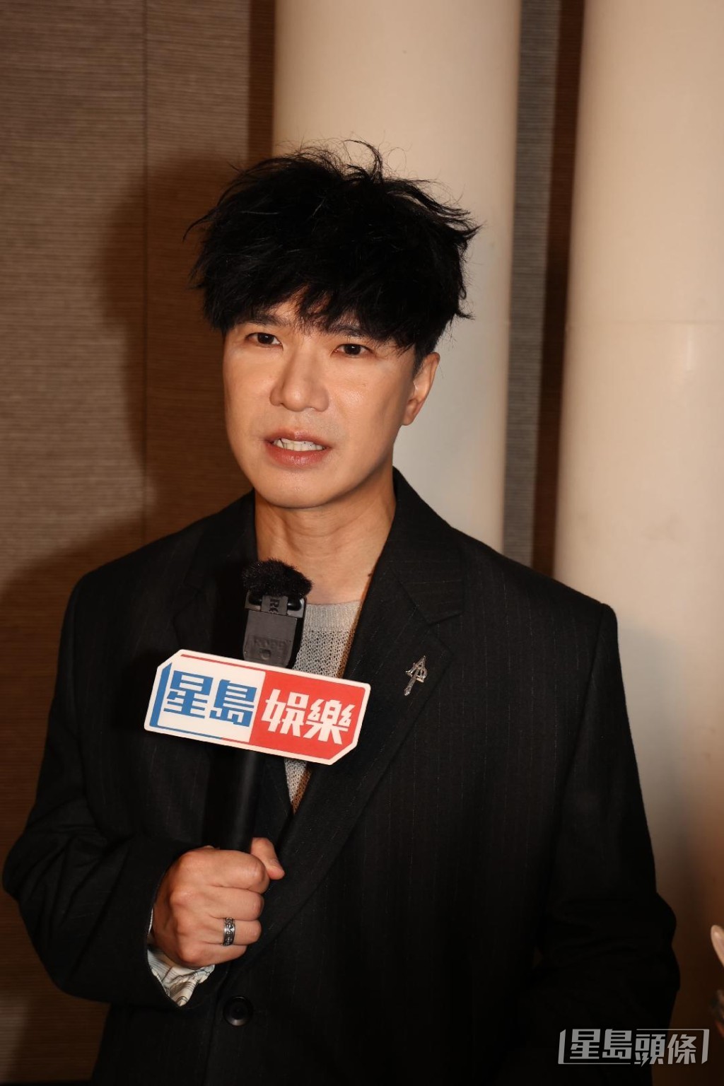 他坦言，每個人總會有情緒。