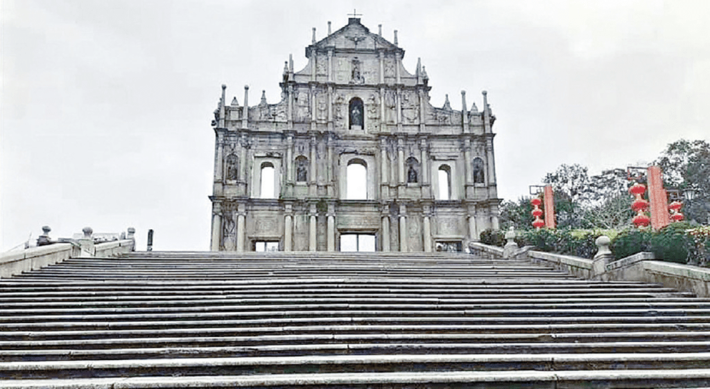 港男澳門涉醉駕撞車後逃逸 躲酒店廁所拒酒精測試被捕