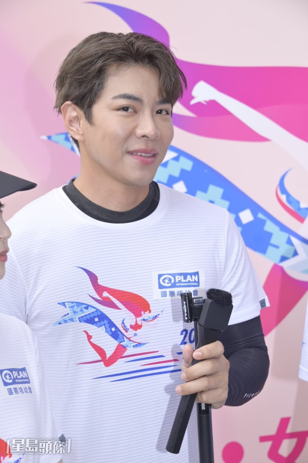 提到谷婭溦離開《中年好聲音4》，羅天宇坦言感到可惜。