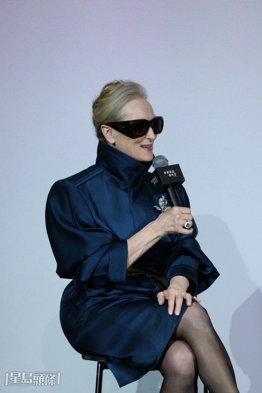 梅麗史翠普表示，一直未能找到最適合該場戲的鞋款，需要不斷更換測試效果。