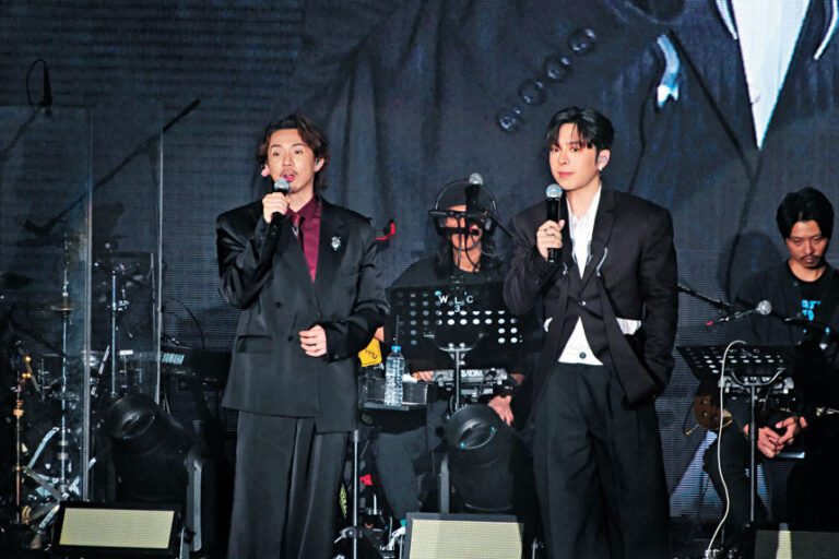 張繼聰與Edan驚喜合唱。