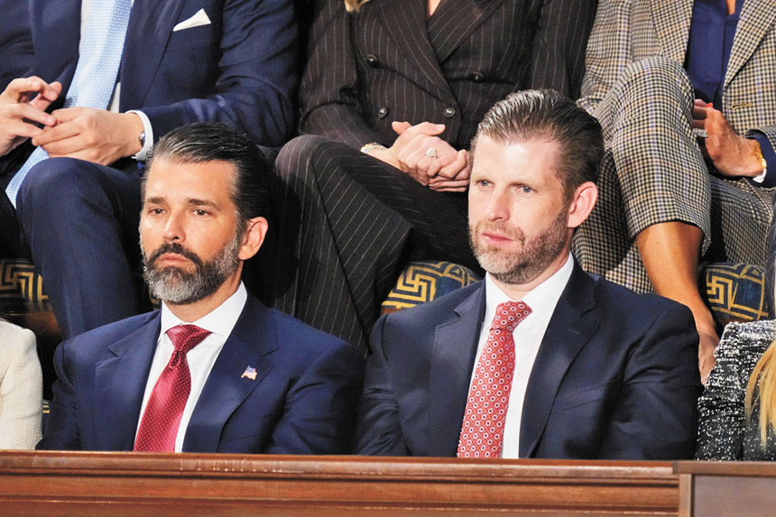 小特朗普(左)與艾瑞克。美聯社資料圖片